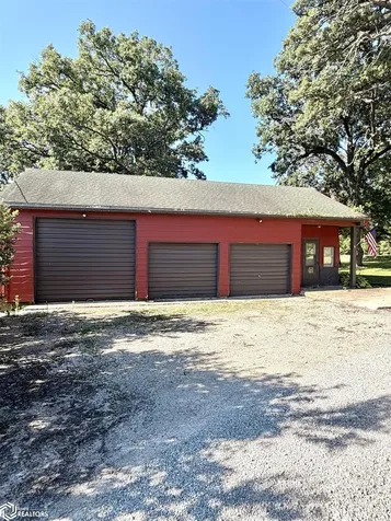 3495 Thrush Avenue Plymouth IA 50464