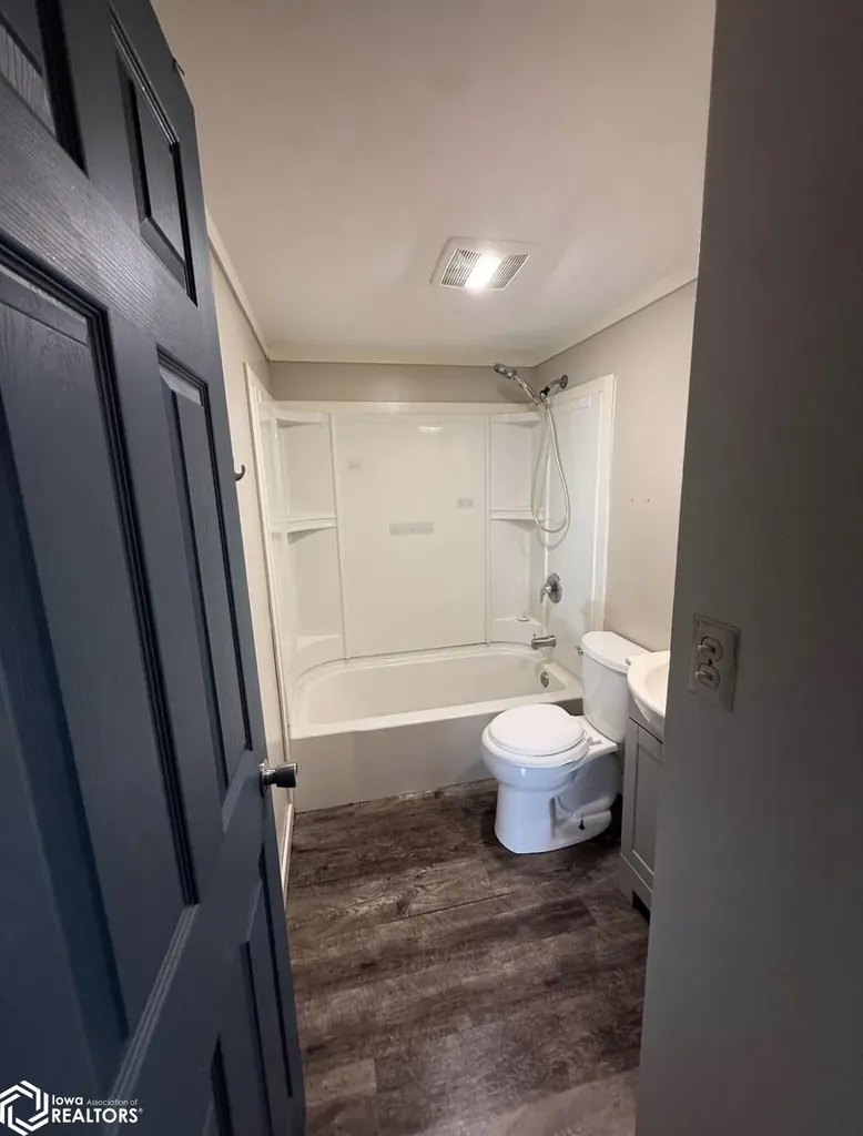 310 Maple Street Burlington IA 52601