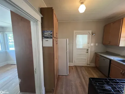 702 S 3rd Street Fairfield IA 52556