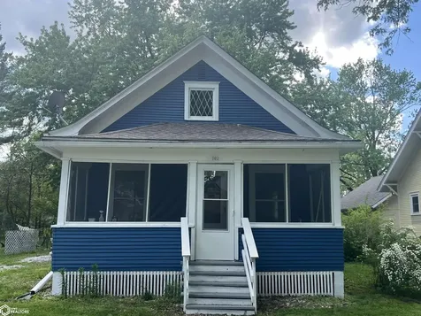 702 S 3rd Street Fairfield IA 52556