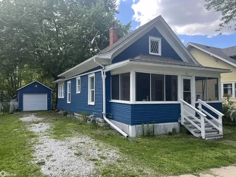 702 S 3rd Street Fairfield IA 52556