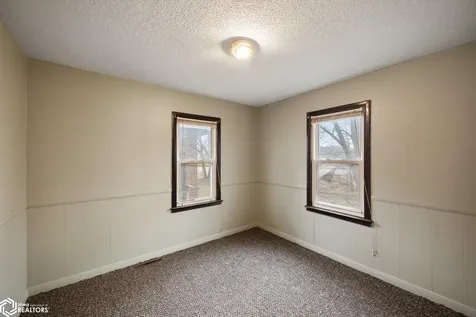 307 Prospect Street Iowa Falls IA 50126