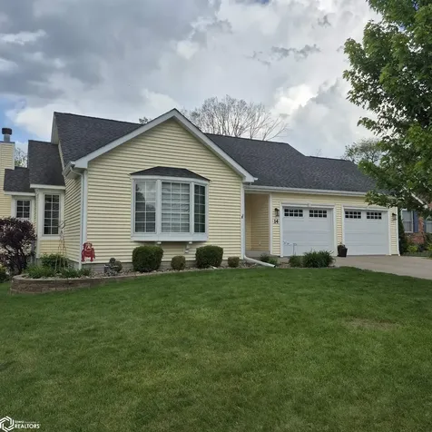 14 Cambridge Court Ottumwa IA 52501