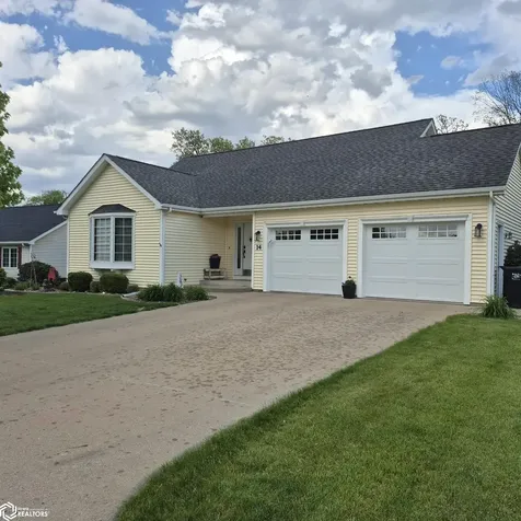 14 Cambridge Court Ottumwa IA 52501
