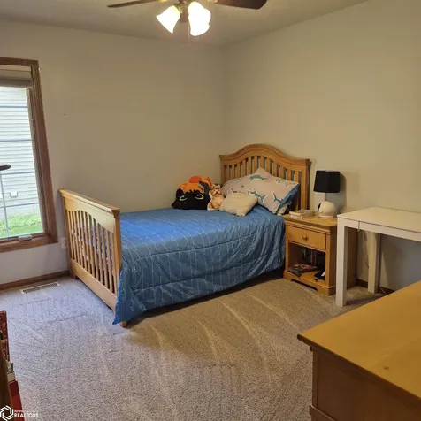 14 Cambridge Court Ottumwa IA 52501