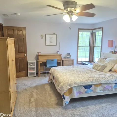 14 Cambridge Court Ottumwa IA 52501