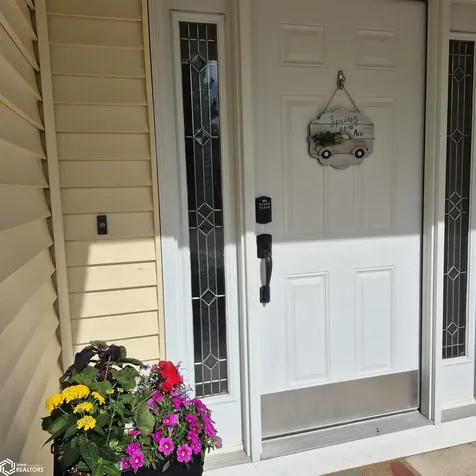 14 Cambridge Court Ottumwa IA 52501