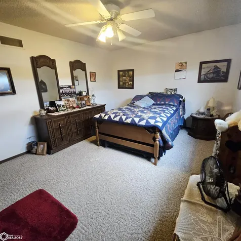 1216 N Green Street Oskaloosa IA 52577