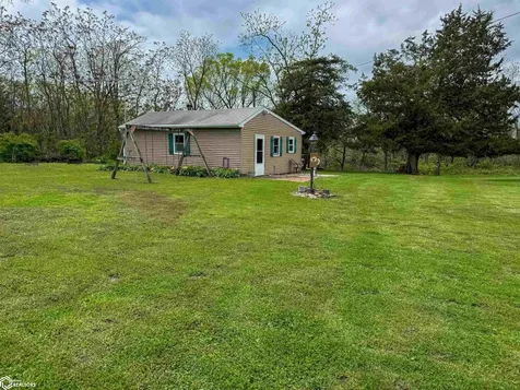 2137 623rd Avenue Albia IA 52531
