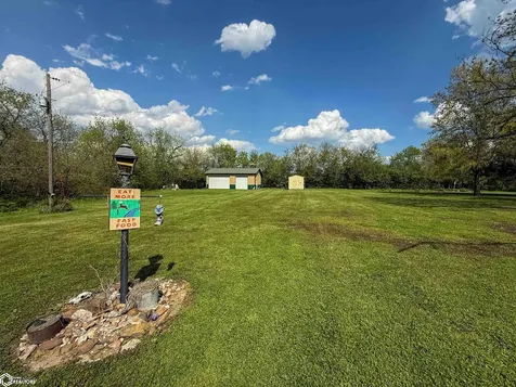 2137 623rd Avenue Albia IA 52531