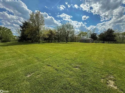 2137 623rd Avenue Albia IA 52531