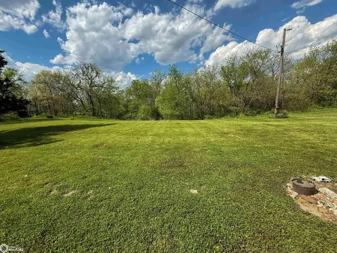 2137 623rd Avenue Albia IA 52531