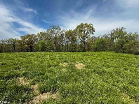 2137 623rd Avenue Albia IA 52531