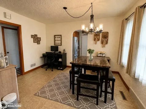 1203 Richmond Avenue Ottumwa IA 52501