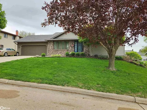 1308 Washington Street Tama IA 52339