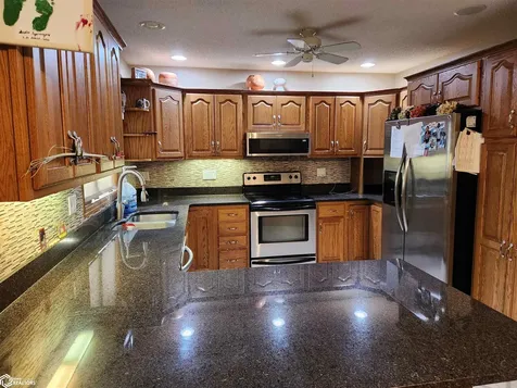 1308 Washington Street Tama IA 52339