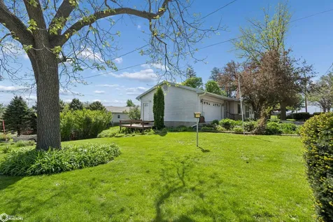 612 Lincoln Street Gladbrook IA 50635
