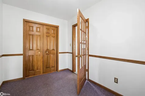 612 Lincoln Street Gladbrook IA 50635