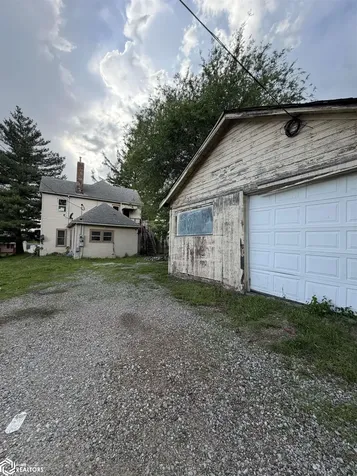 134 S Cooper Avenue Ottumwa IA 52501