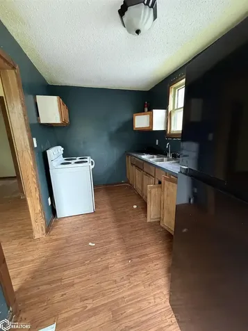 134 S Cooper Avenue Ottumwa IA 52501
