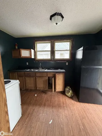 134 S Cooper Avenue Ottumwa IA 52501