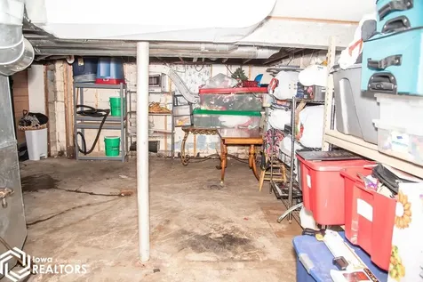 1322 Mowrey Avenue Ottumwa IA 52501