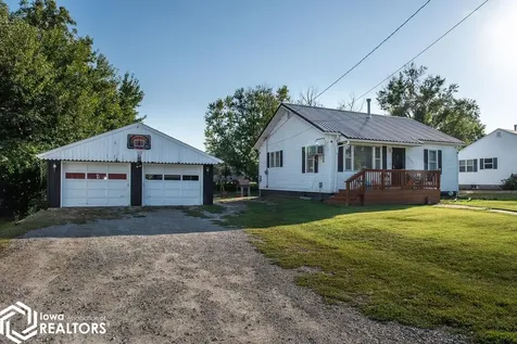 1322 Mowrey Avenue Ottumwa IA 52501