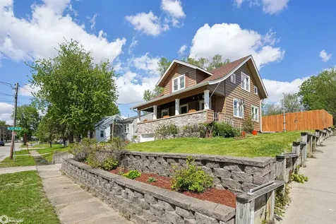 306 E 13th Street N Newton IA 50208