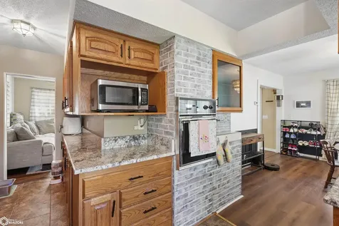 306 E 13th Street N Newton IA 50208