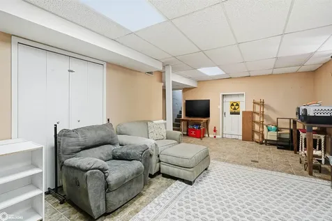 306 E 13th Street N Newton IA 50208