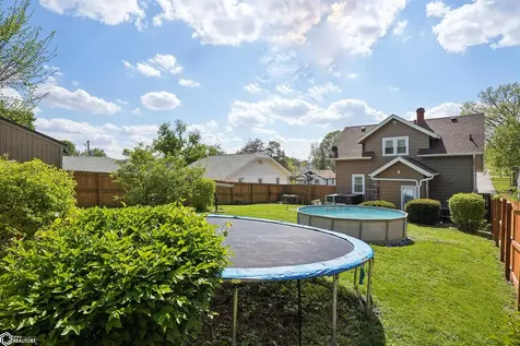 306 E 13th Street N Newton IA 50208