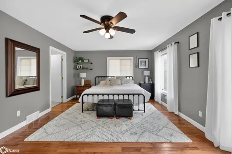 407 W Merle Hibbs Boulevard Marshalltown IA 50158