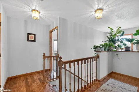 407 W Merle Hibbs Boulevard Marshalltown IA 50158