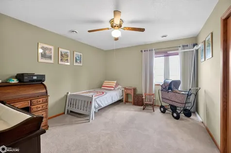 407 W Merle Hibbs Boulevard Marshalltown IA 50158