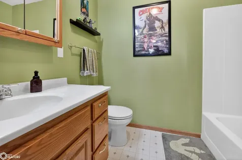 407 W Merle Hibbs Boulevard Marshalltown IA 50158