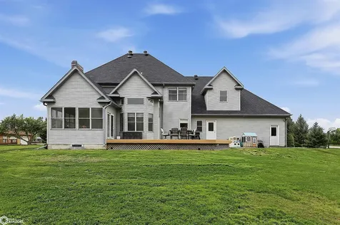 3297 Country Club Lane Fort Madison IA 52627