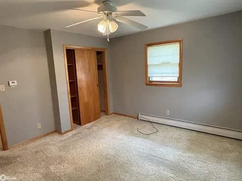 1754 Grape Avenue Fairfield IA 52556