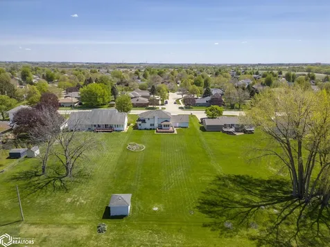 1530 S Kentucky Avenue Mason City IA 50401