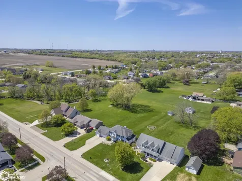 1530 S Kentucky Avenue Mason City IA 50401