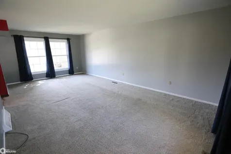 5 Ridgewood Road Fort Madison IA 52627