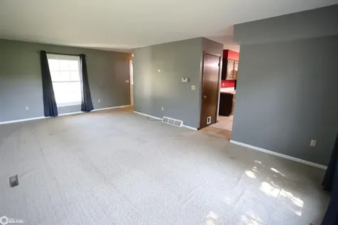 5 Ridgewood Road Fort Madison IA 52627