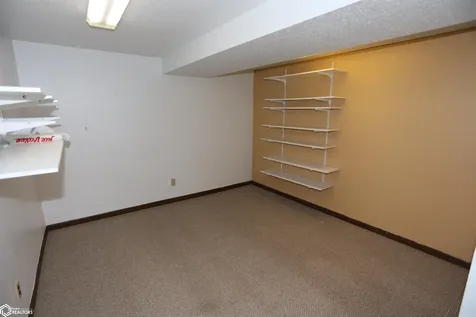 5 Ridgewood Road Fort Madison IA 52627