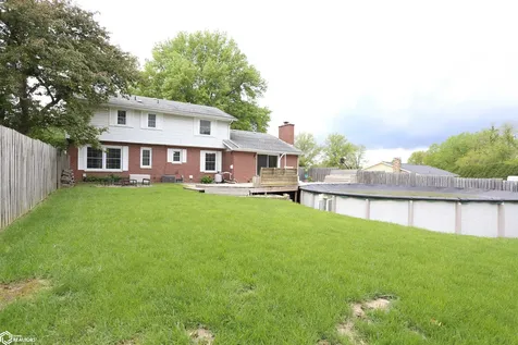 5 Ridgewood Road Fort Madison IA 52627