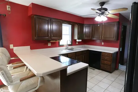 5 Ridgewood Road Fort Madison IA 52627