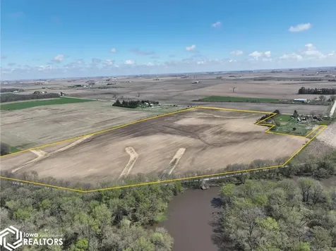 Stewart Avenue Coggon IA 52218