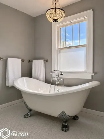 306 W Madison Avenue Fairfield IA 52556