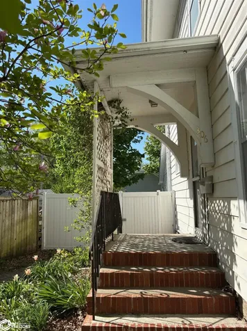 306 W Madison Avenue Fairfield IA 52556