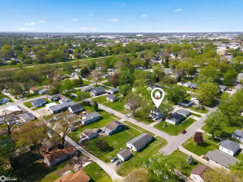 937 Shields Street Burlington IA 52601