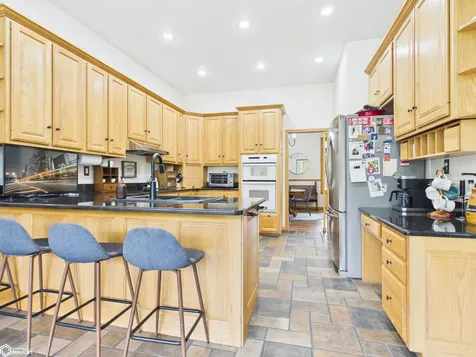 11 Stoneridge Drive Keokuk IA 52632