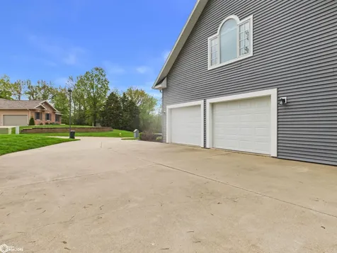 11 Stoneridge Drive Keokuk IA 52632